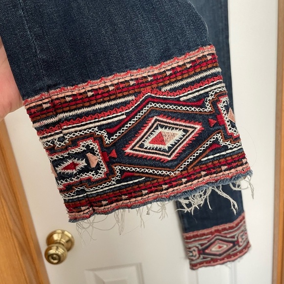 Driftwood Colette Straight Jeans Embroidered Size 27x27 - Picture 6 of 10